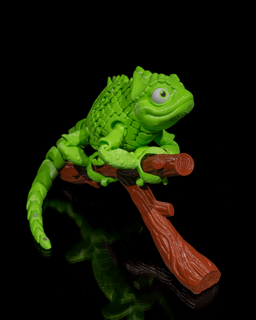 Articulated Chameleon With Branch